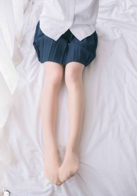 两个人一前一后的标题_手机免费观看