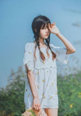 撕开丰满老师的黑色丝袜视频_剧情片免费观看最新